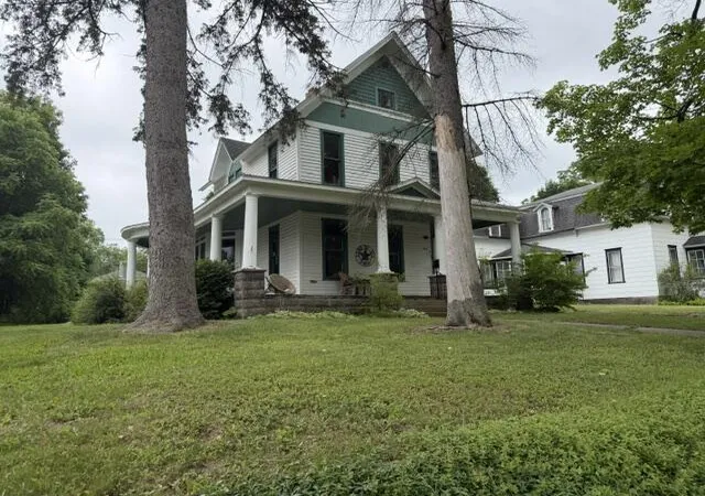 2nd image of 423 W Upton Ave, Reed City, MI 49677 | MLS# 72026034478