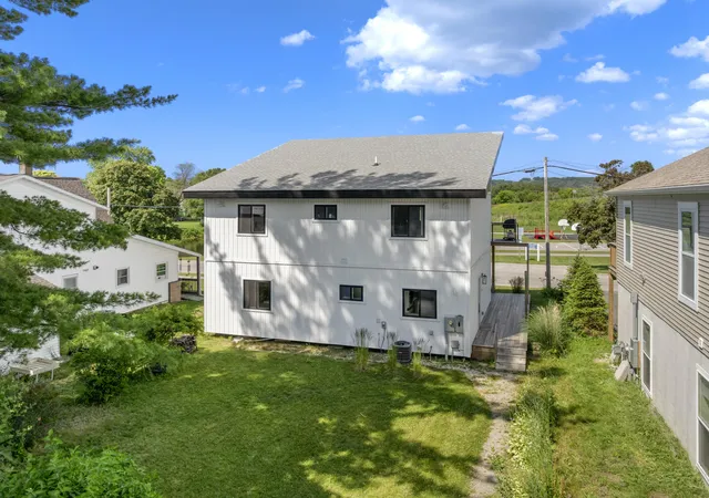 36th image of 7323 Clark St, Beulah, MI 49617 | MLS# 67026034477