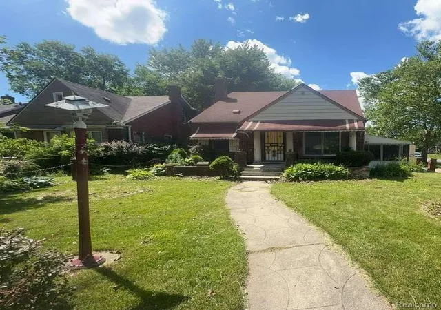 Photo 2 of Single family home for sale at 10529 Duprey St, Detroit, MI 48224 | MLS# 20261052072 | Listing updated on 2026-09-30