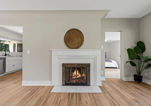 5th image of 23456 Lee Baker Dr, Southfield, MI 48075 | MLS# 20261052078