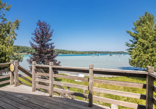 3rd image of 7516 Crystal Beach Rd, Rapid City, MI 49676 | MLS# 78080070804