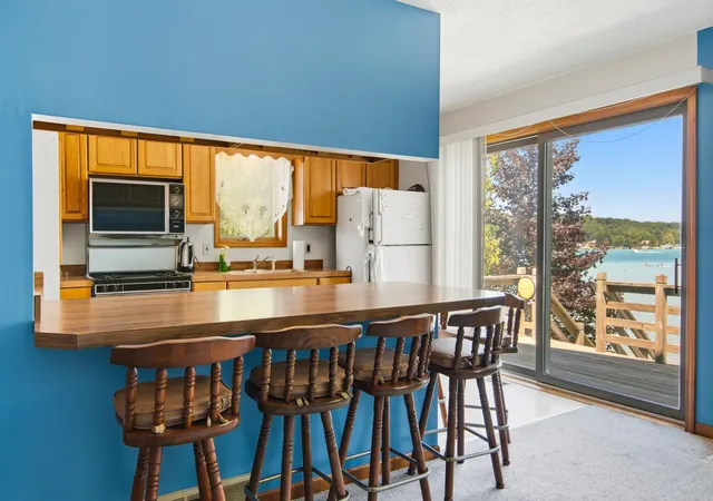 4th image of 7516 Crystal Beach Rd, Rapid City, MI 49676 | MLS# 78080070804