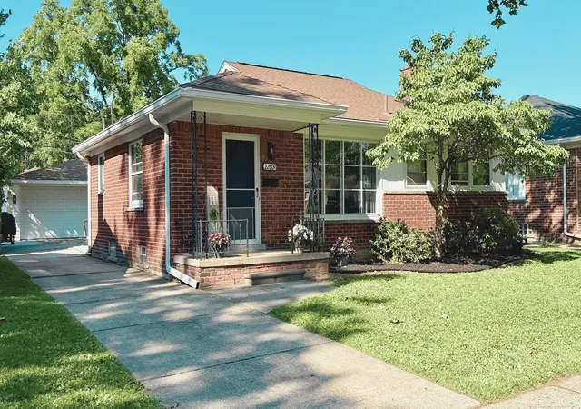 Photo 1 of Sale Pending at 22609 Edgewood St, Saint Clair Shores, MI 48080 | MLS# 58050214122 | Listing updated on 2026-07-14