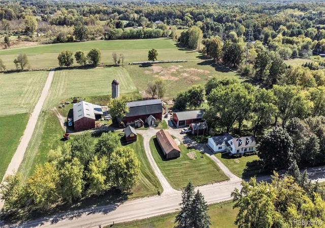 Photo 2 of Single family home for sale at 3145 Cedar Lake Rd, Howell, MI 48843 | MLS# 20261052109 | Listing updated on 2026-08-24