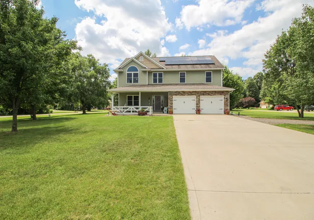 2nd image of 56056 Truman Dr, Three Rivers, MI 49093 | MLS# 68026034505