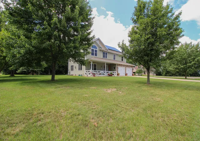 3rd image of 56056 Truman Dr, Three Rivers, MI 49093 | MLS# 68026034505