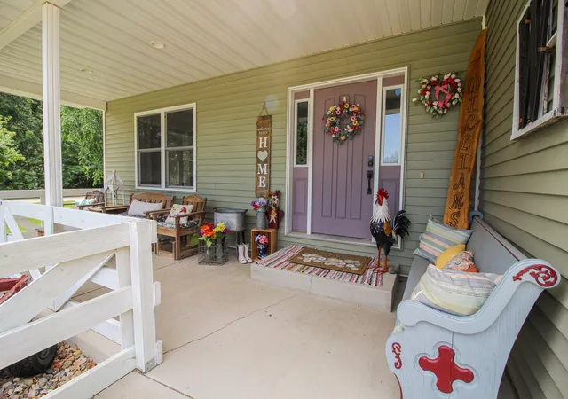 4th image of 56056 Truman Dr, Three Rivers, MI 49093 | MLS# 68026034505