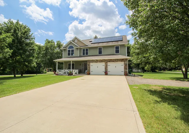 5th image of 56056 Truman Dr, Three Rivers, MI 49093 | MLS# 68026034505
