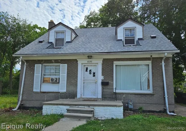 Photo 1 of Multi family home for sale at 4645 Chatsworth St, Detroit, MI 48224 | MLS# 20261052118 | Listing updated on 2026-09-10