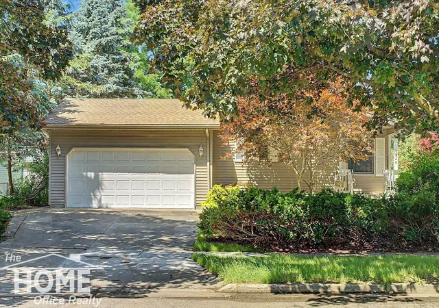 Photo 1 of Sale Pending at 1329 N Ball St, Owosso, MI 48867 | MLS# 5050214132 | Listing updated on 2026-07-13