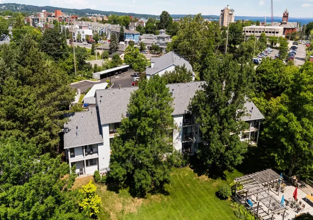 2nd image of 545 Riverine Dr, Traverse City, MI 49684