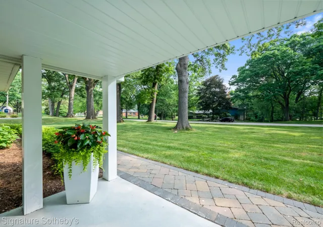 5th image of 2593 S Christian Hills Dr, Rochester Hills, MI 48309 | MLS# 20261052127