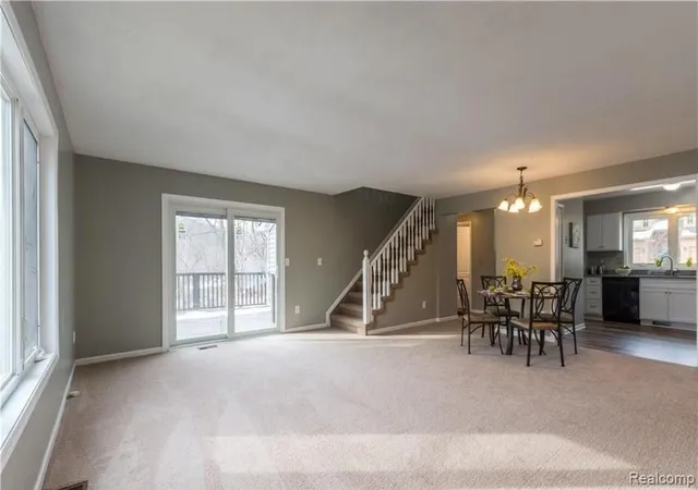 5th image of 185 Fraser St, Rochester, MI 48307 | MLS# 20261052130