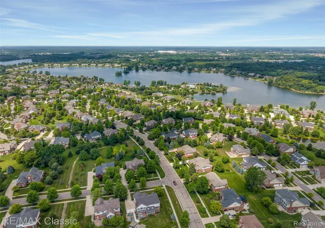 78th image of 24374 Terra Del Mar Dr, Novi, MI 48374 | MLS# 20261052136