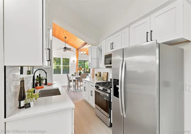 Photo 4 of Single family home for sale at 19730 Hilton Dr, Southfield, MI 48075 | MLS# 20261052137 | Listing updated on 2026-07-26
