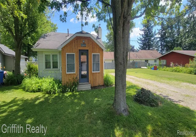 1st image of 1382 Elmhurst Dr, Howell, MI 48843 | MLS# 20261052147