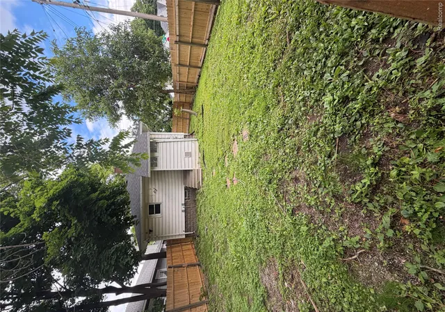 Photo 3 of Single family home for sale at 1127 N Martin Luther King Jr Blvd, Lansing, MI 48915 | MLS# 20261052157 | Listing updated on 2026-07-19