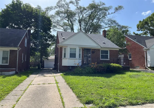 Photo 1 of Single family home for sale at 18307 Shaftsbury Ave, Detroit, MI 48219 | MLS# 20261052161 | Listing updated on 2026-09-01