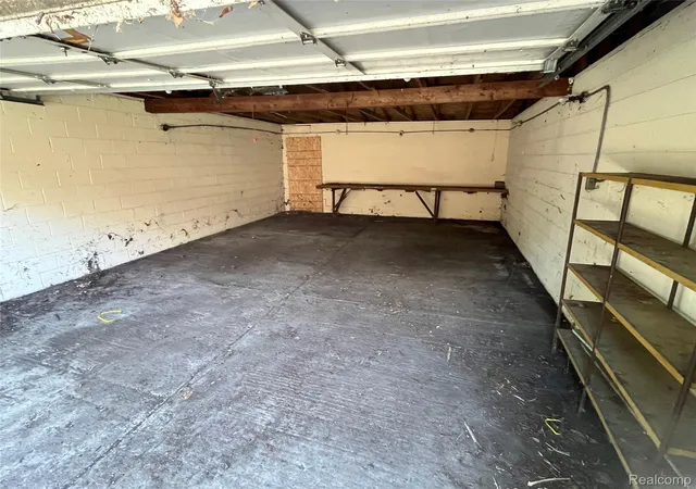 Photo 3 of Single family home for sale at 18307 Shaftsbury Ave, Detroit, MI 48219 | MLS# 20261052161 | Listing updated on 2026-09-01