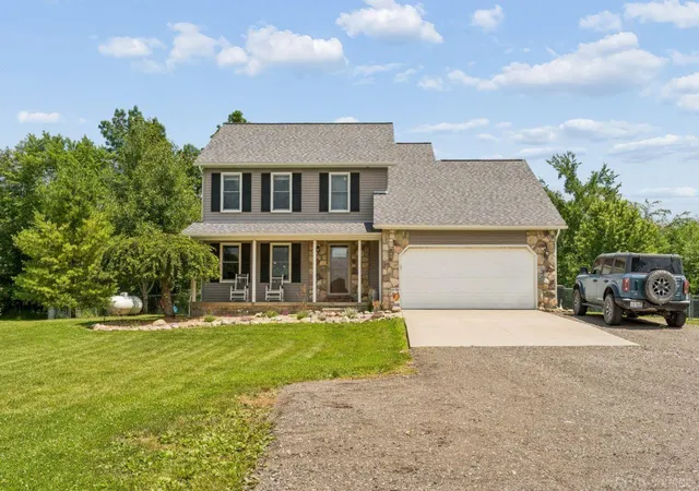Photo 1 of Sale Pending at 726 Brown City Rd, Imlay City, MI 48444 | MLS# 58050214143 | Listing updated on 2026-07-17