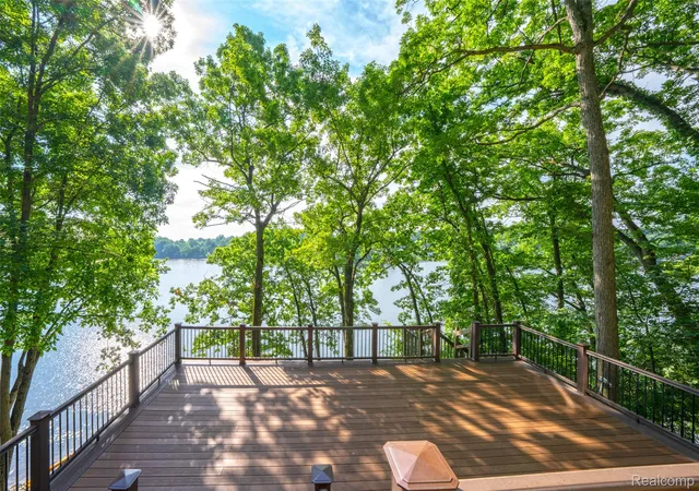 4th image of 8516 Thendara Blvd, Clarkston, MI 48348 | MLS# 20261052182