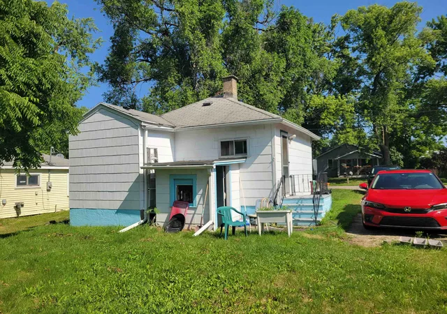Photo 1 of Sale Pending at 1452 Norton St, Burton, MI 48529 | MLS# 5050214148 | Listing updated on 2026-07-27