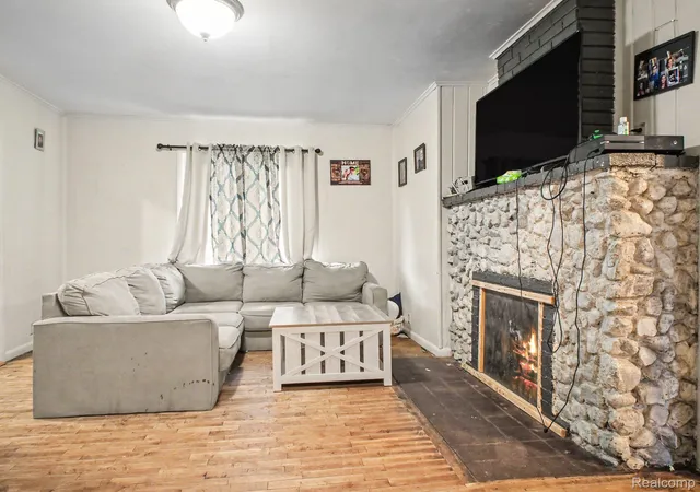 Photo 3 of Single family home for sale at 926 Martin Dr, Attica, MI 48412 | MLS# 20261052206 | Listing updated on 2026-09-30