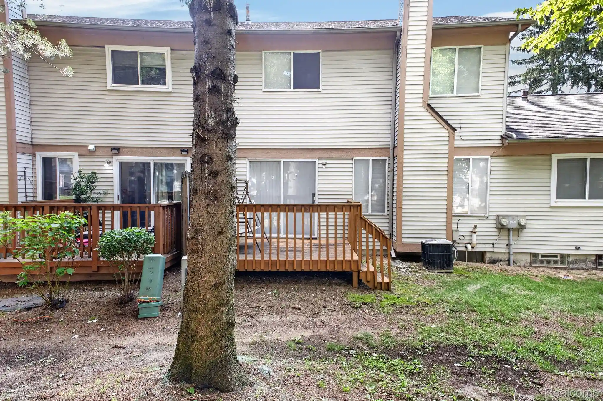 Listing Photo 25 - Condo for sale in 6384 Hunter Pointe St located at 6384 Hunter Pointe St, Westland, MI 48185 - Unit 6384 Hunter Pointe St