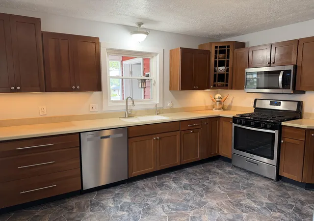 Photo 3 of Single family home for sale at 6676 Naontah Trl Ne, Rockford, MI 49341 | MLS# 65026034580 | Listing updated on 2026-09-17