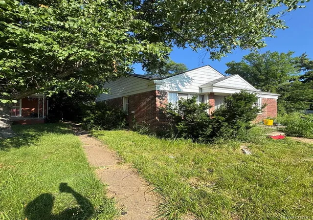 Photo 2 of Single family home for sale at 18811 Kelly Rd, Detroit, MI 48224 | MLS# 20261052260 | Listing updated on 2026-09-02