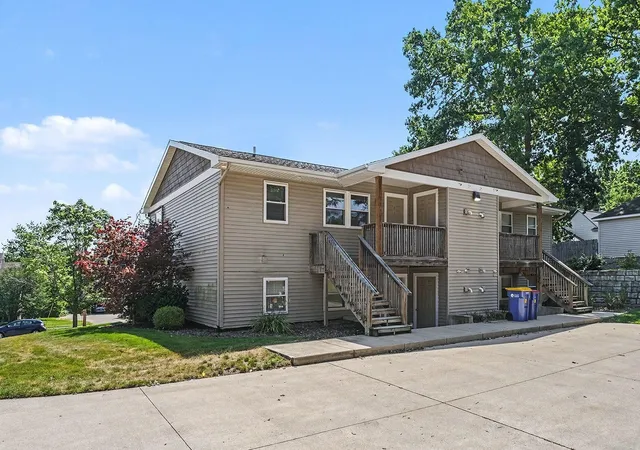 Photo 33 of Multi family home for sale at 823 Benson Ave NE, Grand Rapids, MI 49503 | MLS# 65026034603 | Listing updated on 2026-10-06