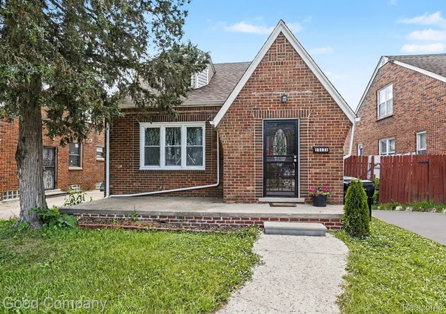 Photo 1 of Single family home for sale at 15131 Vaughan St, Detroit, MI 48223 | MLS# 20261052271 | Listing updated on 2026-07-18