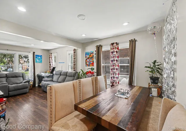 Photo 4 of Single family home for sale at 15131 Vaughan St, Detroit, MI 48223 | MLS# 20261052271 | Listing updated on 2026-07-18