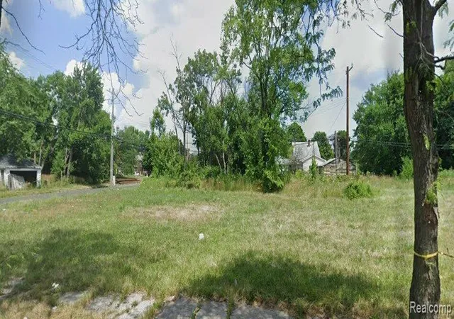 Land for sale at 5808 Lakeview St, Detroit, MI 48213 | MLS# 20261052275