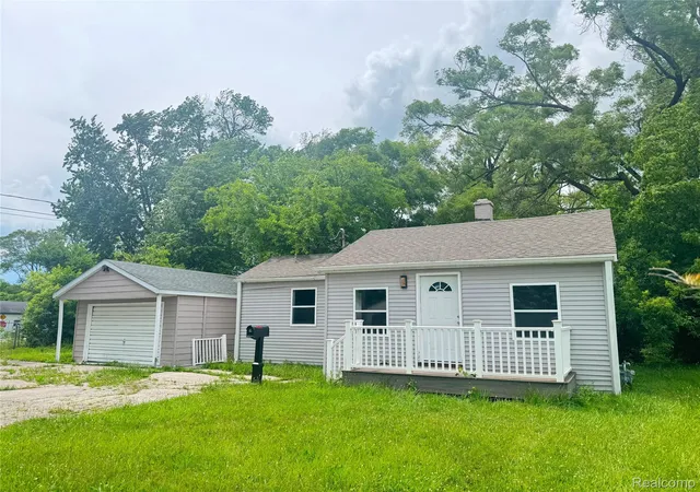 Photo 1 of Single family home for sale at 3553 N Monroe St, Carrollton, MI 48724 | MLS# 20261052281 | Listing updated on 2026-08-21