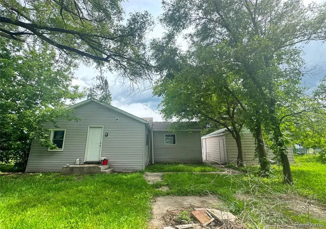 Photo 2 of Single family home for sale at 3553 N Monroe St, Carrollton, MI 48724 | MLS# 20261052281 | Listing updated on 2026-08-21