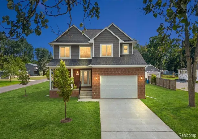 Photo 5 of Single family home for sale at 8774 Speedway Dr, Shelby Township, MI 48317 | MLS# 20261052287 | Listing updated on 2026-07-13