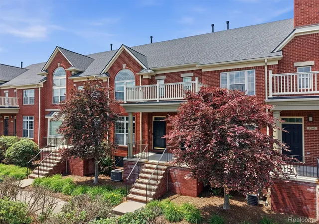 Photo 1 of Condo for sale at 1528 Devon Ln, Troy, MI 48084 | MLS# 20261052290 | Listing updated on 2026-09-08