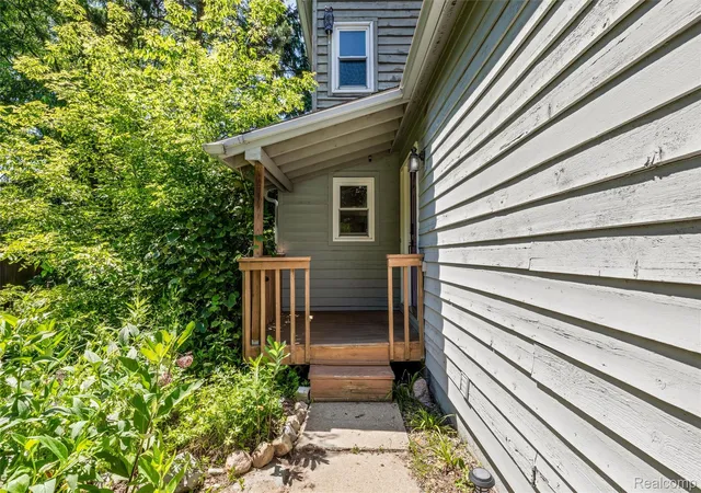 Photo 2 of Condo for sale at 1732 W Liberty St, Ann Arbor, MI 48103 | MLS# 20261052305 | Listing updated on 2026-09-11