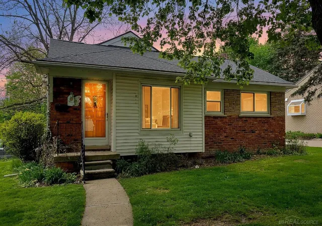 Photo 1 of Single family home for sale at 303 Pennell St, Northville, MI 48167 | MLS# 58050214180 | Listing updated on 2026-08-24