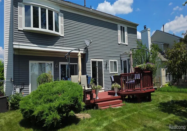 Photo 3 of Single family home for sale at 8944 Brougham Dr, Sterling Heights, MI 48312 | MLS# 20261052314 | Listing updated on 2026-09-13