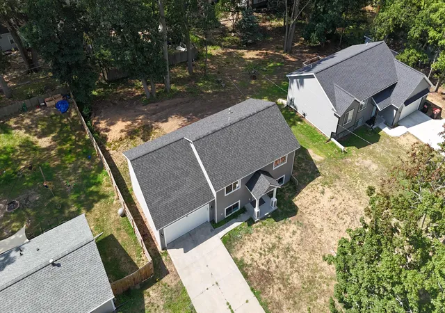 Photo 3 of Single family home for sale at 86 Dunton Ave, Holland, MI 49424 | MLS# 71026034649 | Listing updated on 2026-09-17