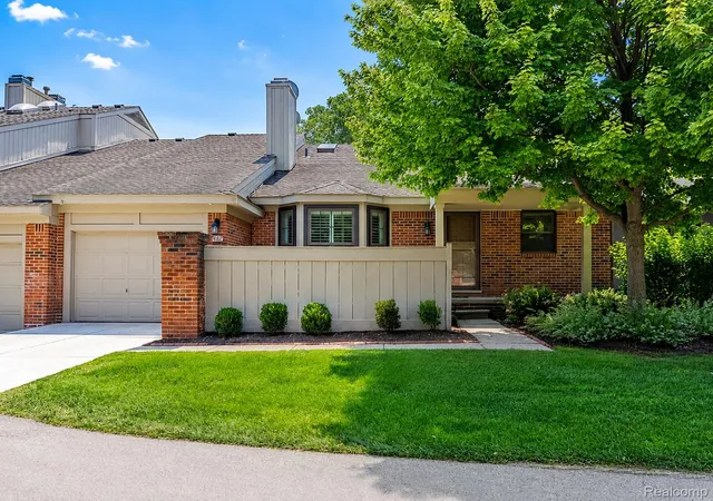 Photo 3 of Condo for sale at 7482 Sheffield, West Bloomfield, MI 48322 | MLS# 20261052330 | Listing updated on 2026-08-25