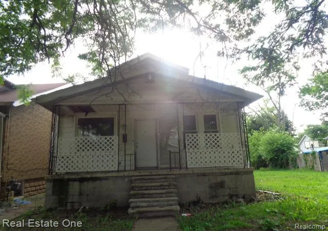 Photo 1 of Single family home for sale at 15727 Parkside St, Detroit, MI 48238 | MLS# 20261052334 | Listing updated on 2026-07-10
