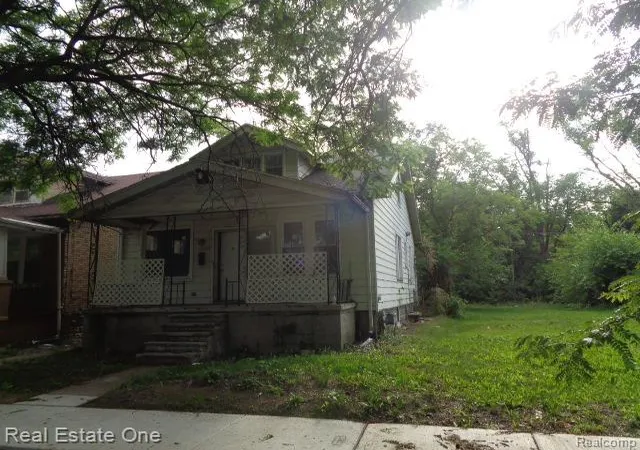 Photo 3 of Single family home for sale at 15727 Parkside St, Detroit, MI 48238 | MLS# 20261052334 | Listing updated on 2026-07-10