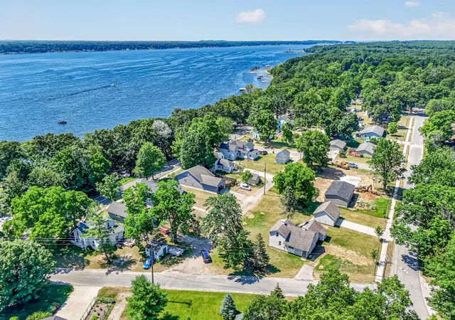 1st image of 4830 Mill St, Montague, MI 49437 | MLS# 71026034656