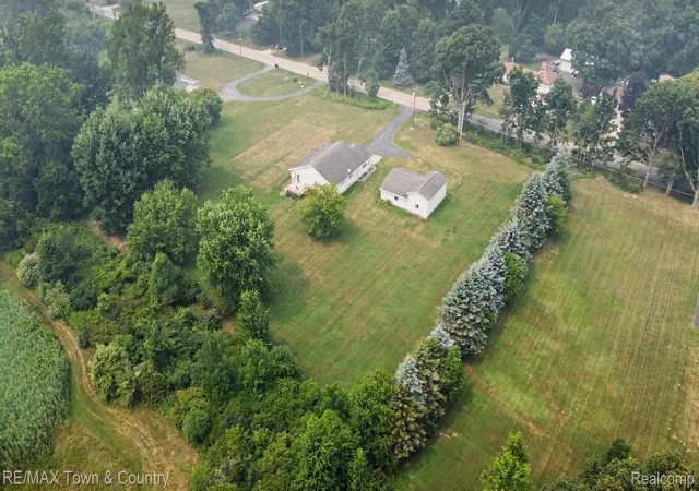 Photo 3 of Single family home for sale at 1291 W Tobias Rd, Clio, MI 48420 | MLS# 20261052350 | Listing updated on 2026-08-26