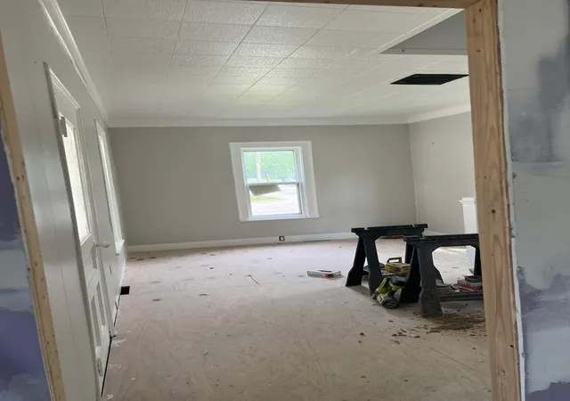Photo 4 of Single family home for sale at 320 Morrell St, Plainwell, MI 49080 | MLS# 65026034668 | Listing updated on 2026-09-13