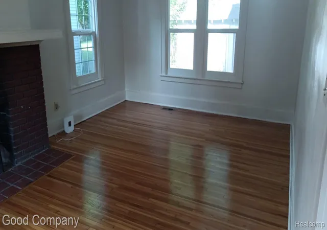 Photo 3 of Single family home for sale at 16594 Westbrook St, Detroit, MI 48219 | MLS# 20261052359 | Listing updated on 2026-08-24