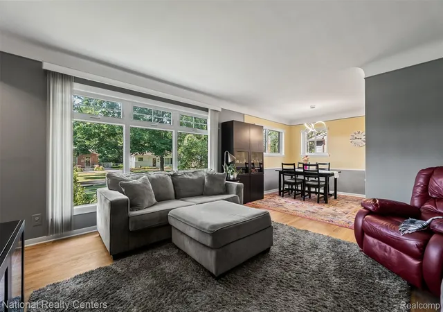 5th image of 16996 Elizabeth St, Beverly Hills, MI 48025 | MLS# 20261052363